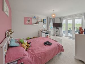 Photo 9- click for photo gallery